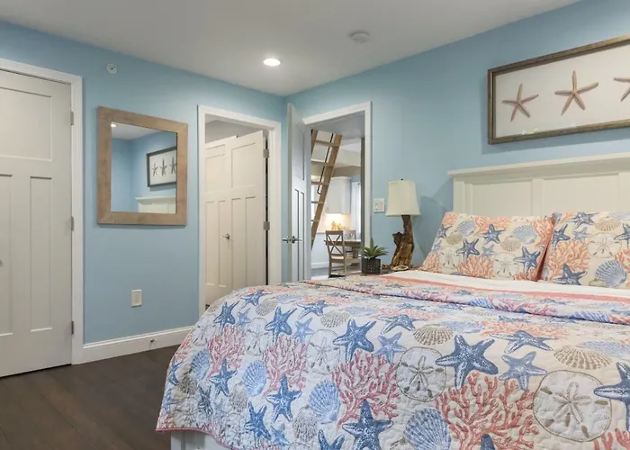 Luxury Marblehead Condo