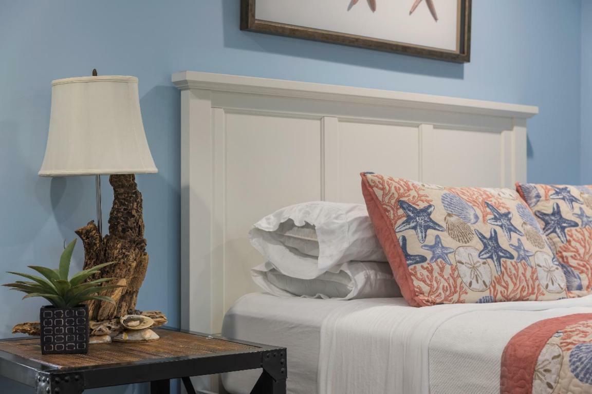 Luxury Apartment Marblehead